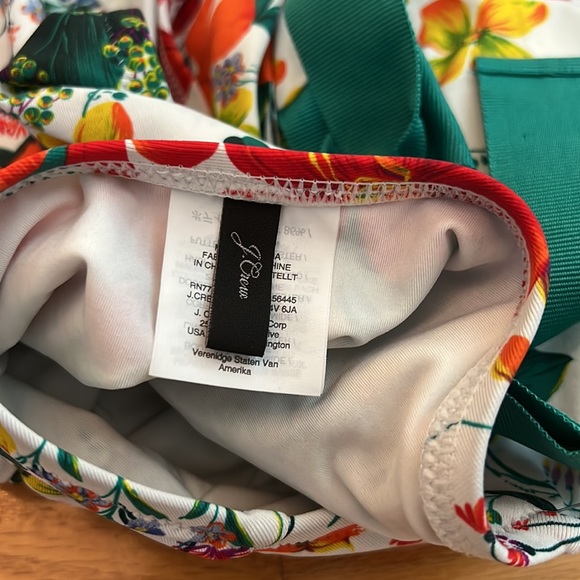 J.Crew Halter one-piece swimsuit in Ratti Island botanical print - Picture 4 of 6